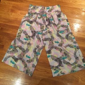 New wide leg culottes, no tags