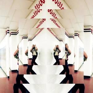 Meet your Posher, Ella