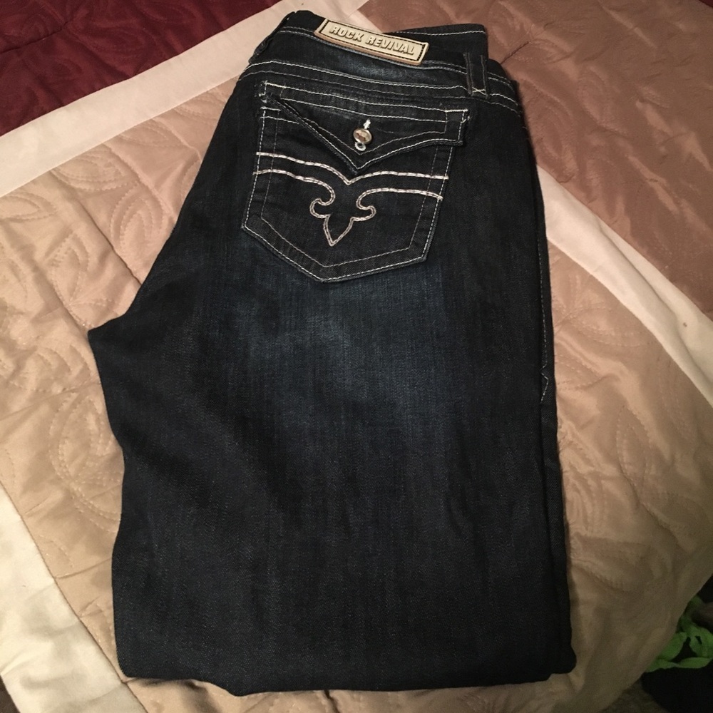 Sz 36 x 32 Women's Rock Revival