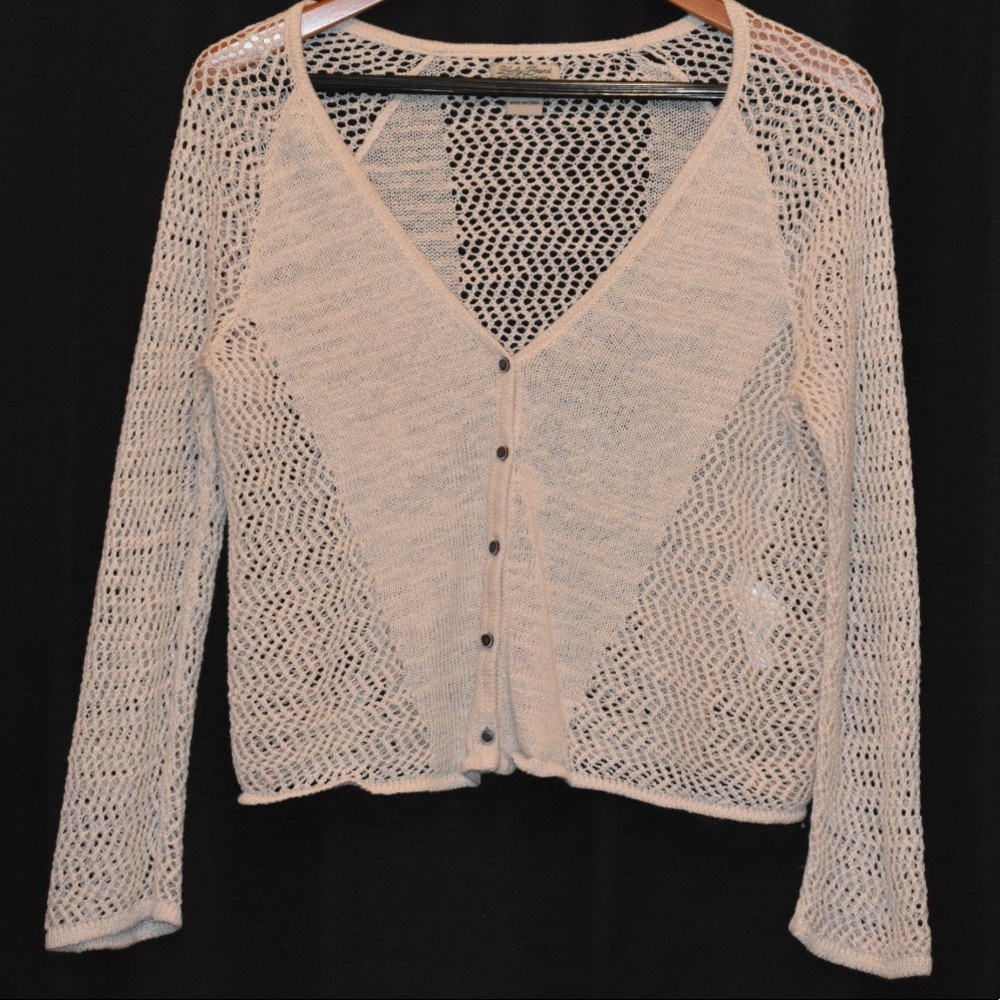 FEEL LUCKY W/ this lucky brand knit sweater🍀