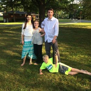 Meet your Posher, Evan