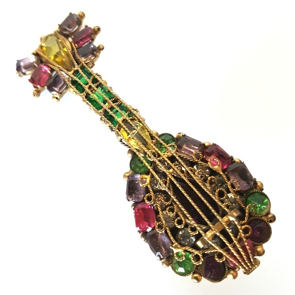 Vintage Jewelry - 🎀SOLD🎀 RARE Vtg. Robert Demario Mandolin Brooch