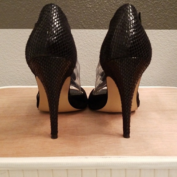 Steve Madden (SOLD) - Picture 3 of 3