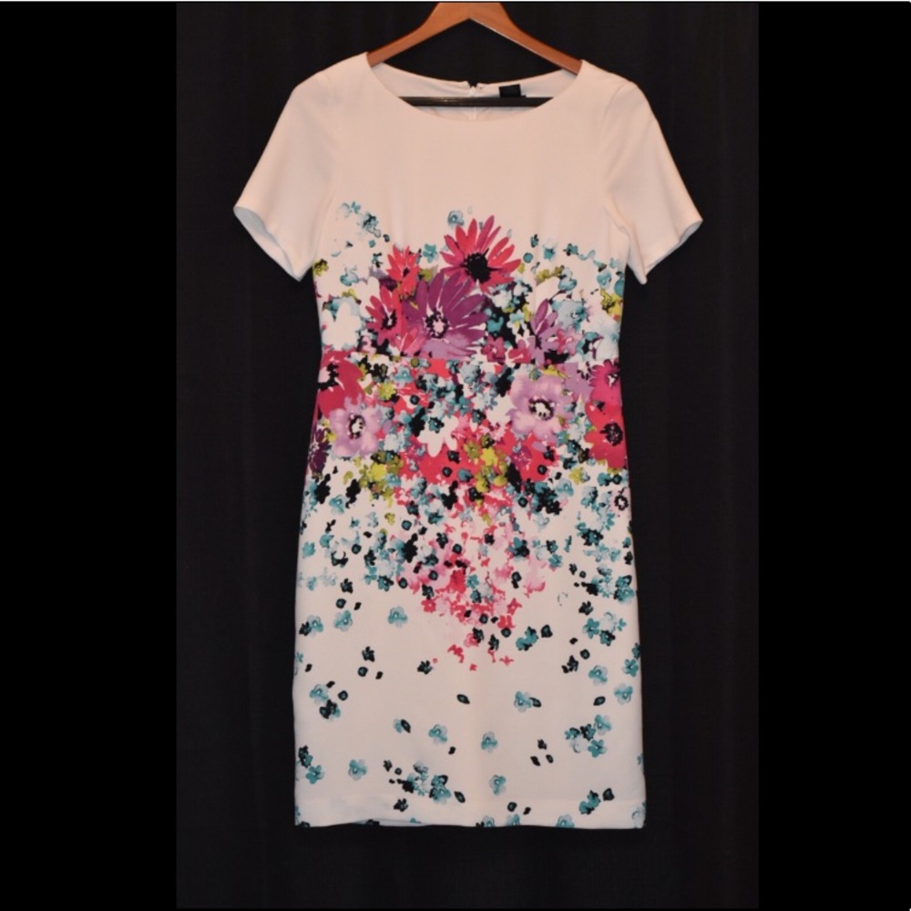 FINAL PRICE: ANN TAYLOR DRESS 🌺🌹🌷