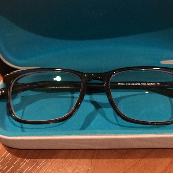 Warby Parker Women’s glasses in plum marble wood - Picture 2 of 6