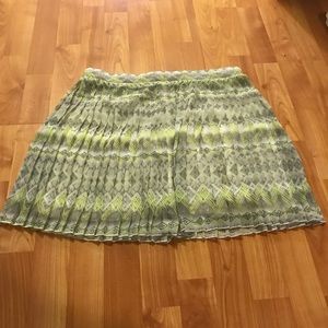 Patterned skirt!