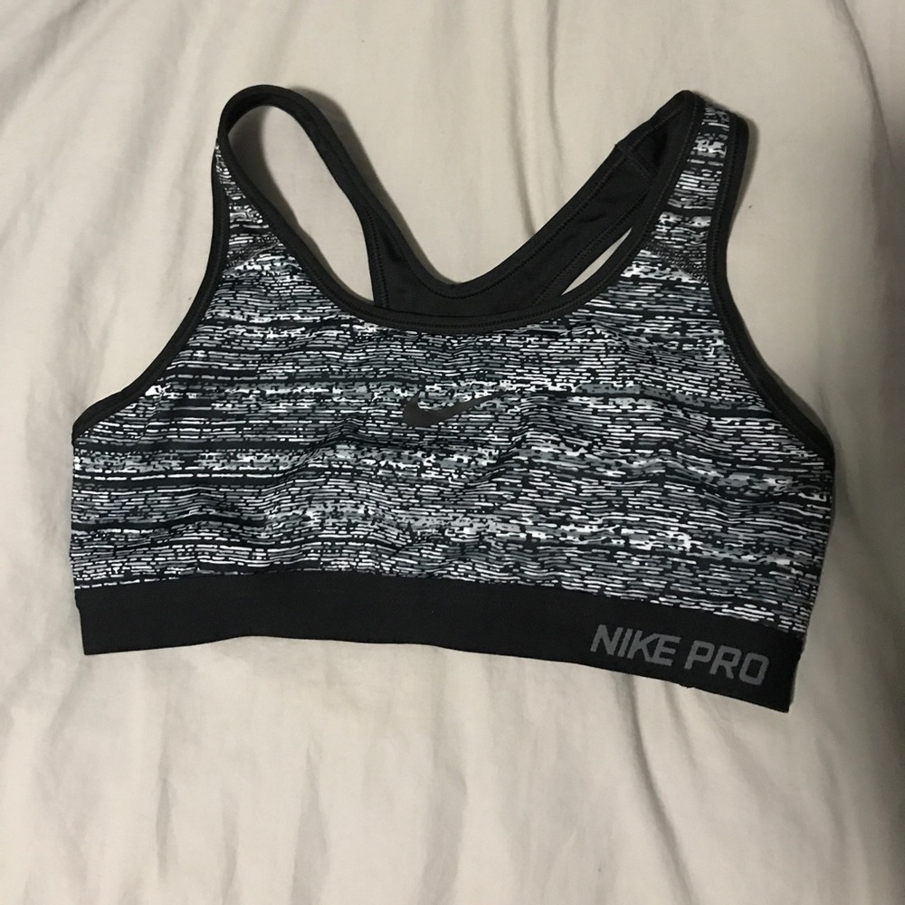 Nike Dri-Fit Sports Bra Medium