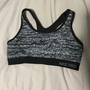 Nike Dri-Fit Sports Bra Medium
