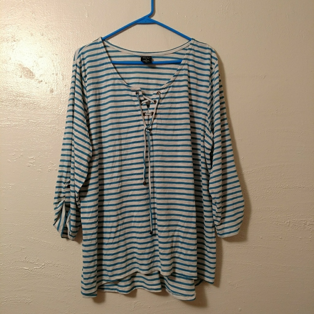 NWOT plus size shirt