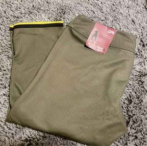 Reebok medium workout capris