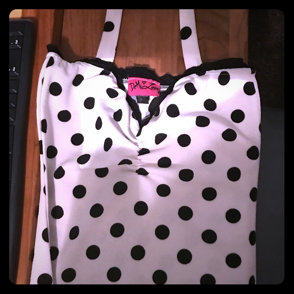 Demi Loon Halter top small