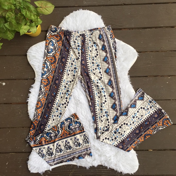Pants - Boho Paisley Floral Pull On Flare Pants Size Small