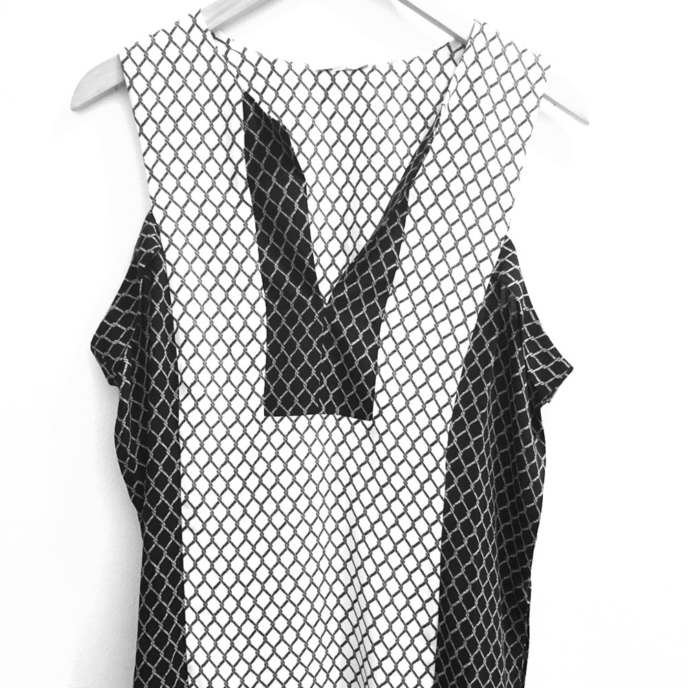 Super cute tank blouse