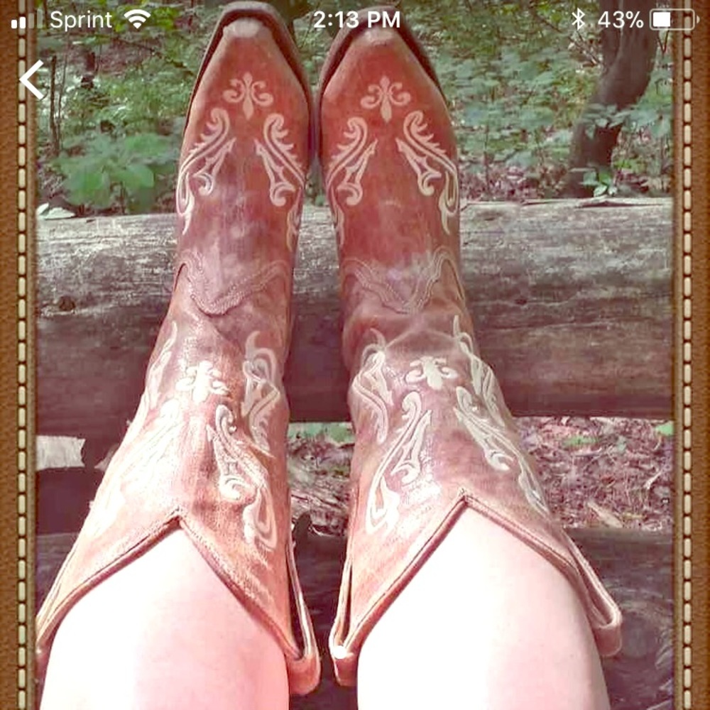 Corral R1974 Fleur de leis boot size 8.5