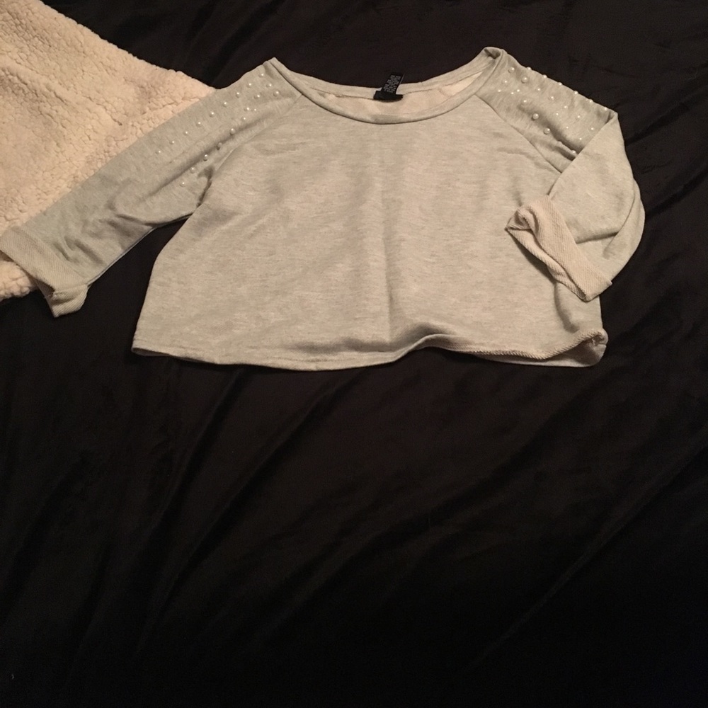 3/4 sleeve cropped sweater