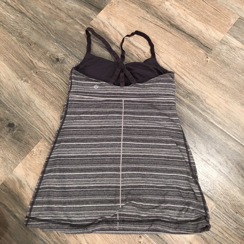 Lululemon top - Picture 2 of 4