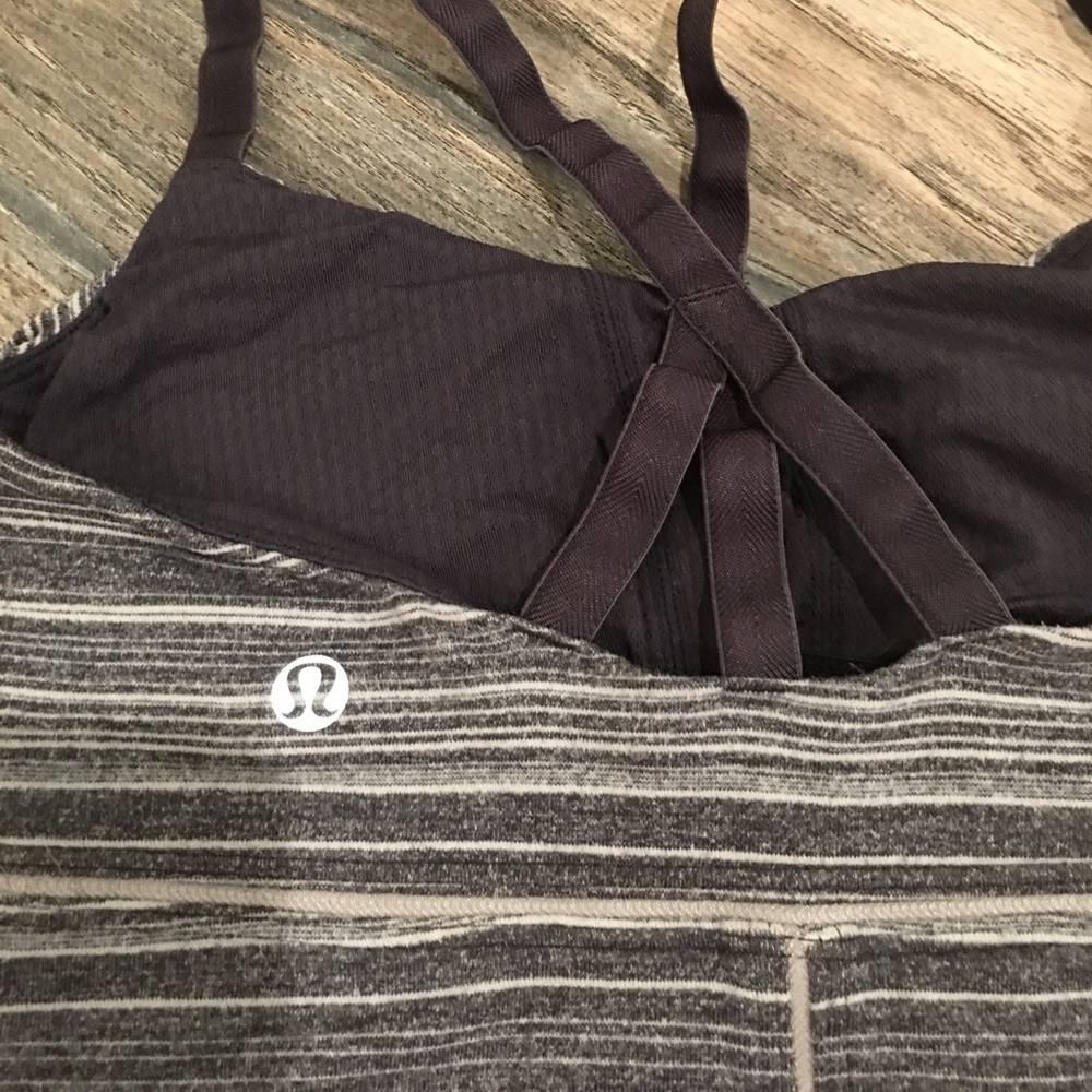 Lululemon top - Picture 3 of 4