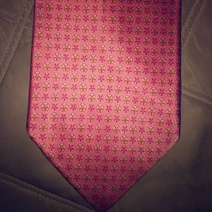 Salmon Brioni silk tie