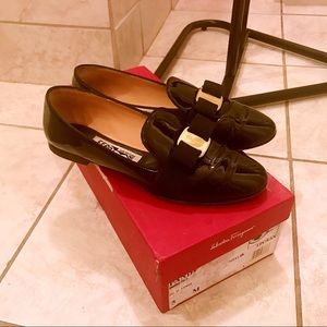 (Sold) Salvatore Ferragamo Scotty Black 35.5