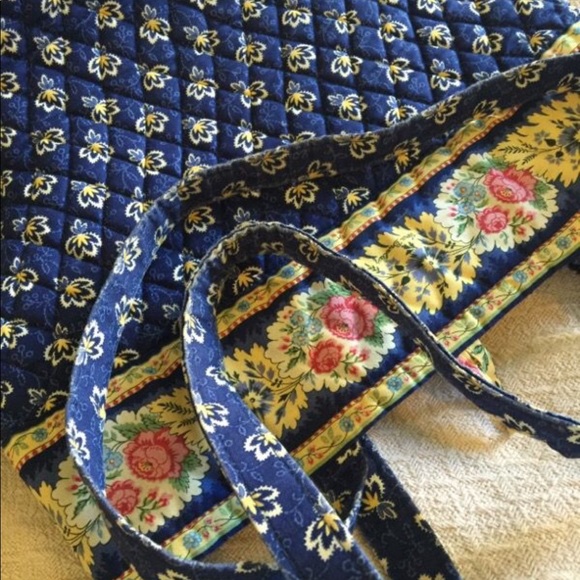 Vera Bradley Bag with Crossbody wallet - Picture 3 of 5