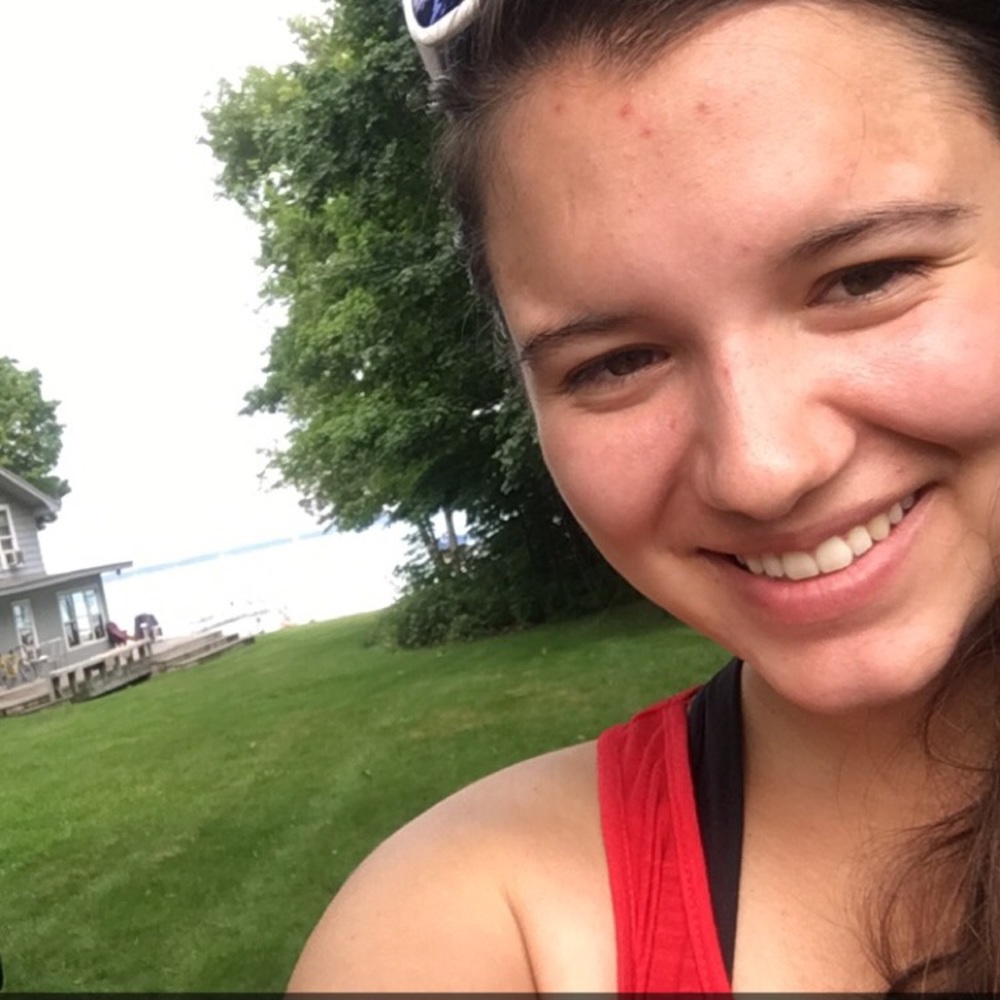 Meet your Posher, Elizabeth