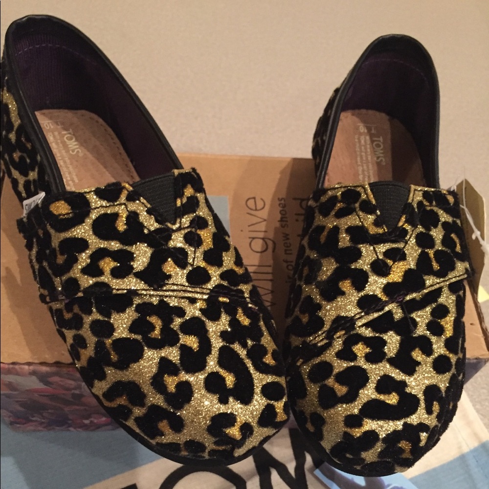 Brand New Toms Shoes