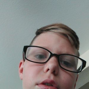 Meet your Posher, Ethan