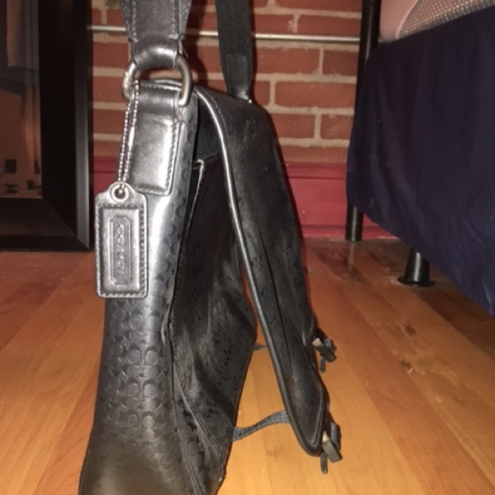 Men's black leather Coach briefcase / laptop bag. - Picture 4 of 8