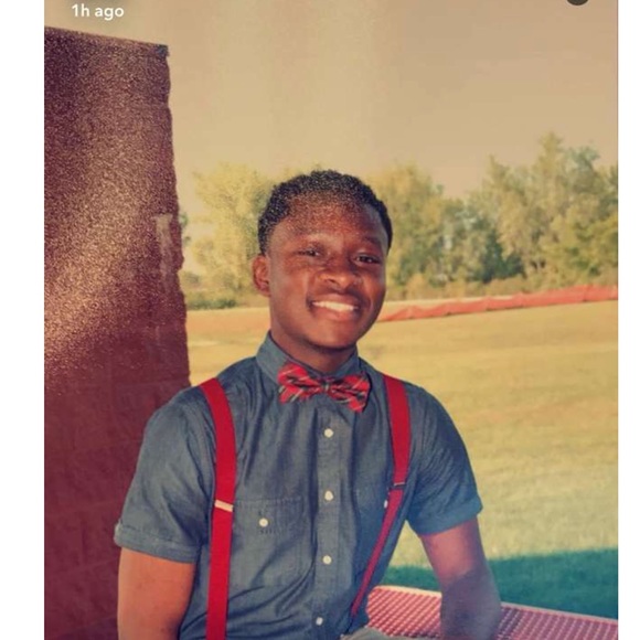 Meet your Posher, Alex - Picture 1 of 1