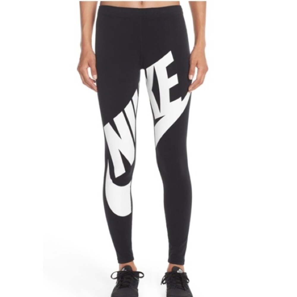 Nike leggings