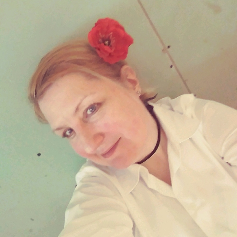Meet your Posher, Elizabeth