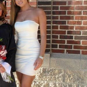 Strapless Off White cocktail Dress size: XS