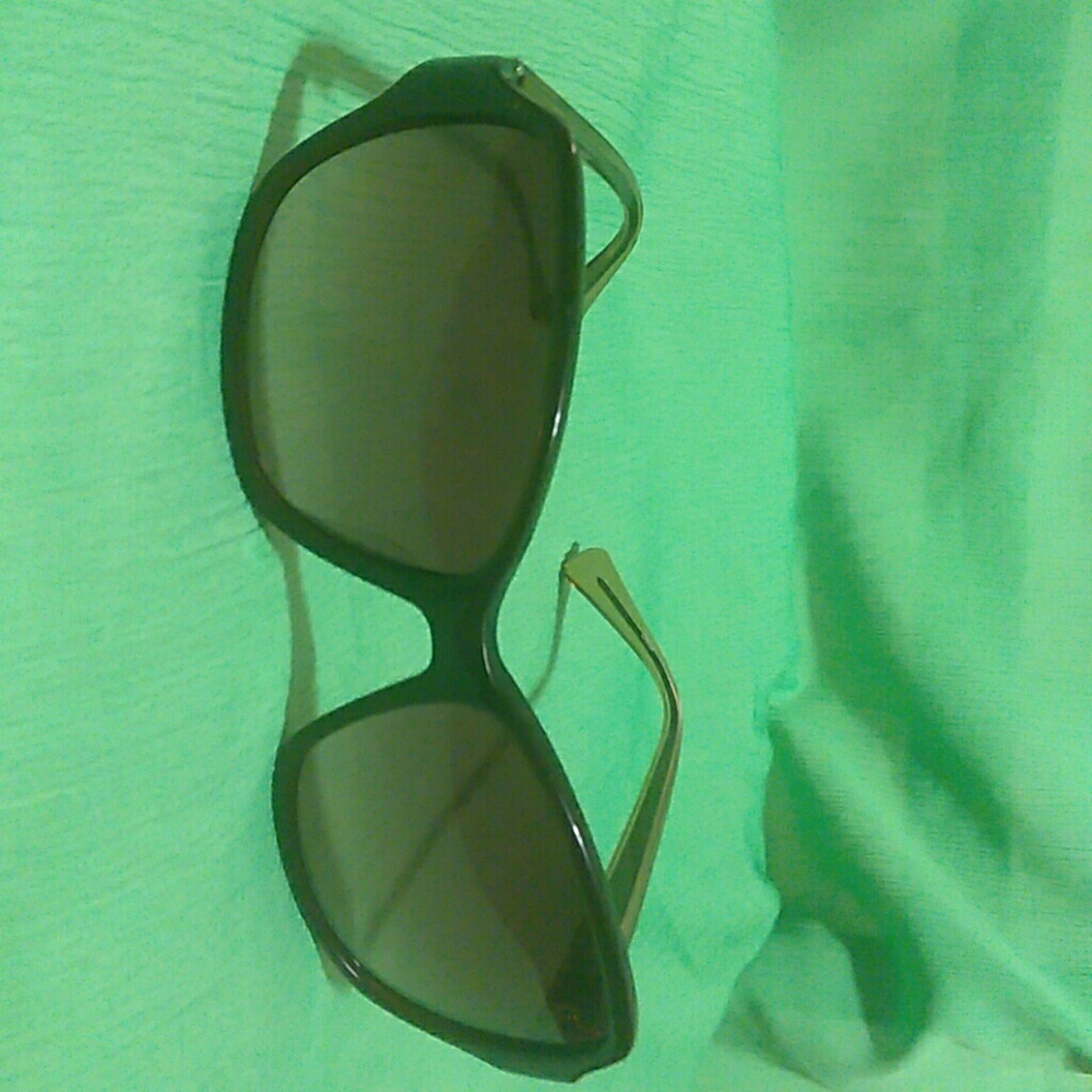 Coach sunglasses s2049