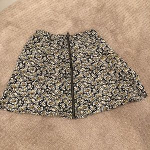 Cute floral skirt!!!