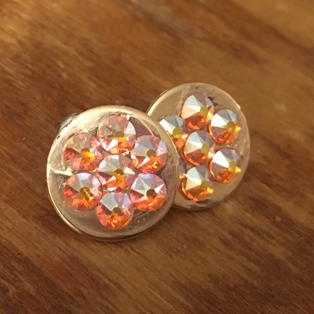•NWT• Swarovski Earrinngs