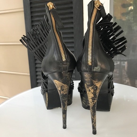 Alexander Mqueen koi fish platform heels - Picture 2 of 8