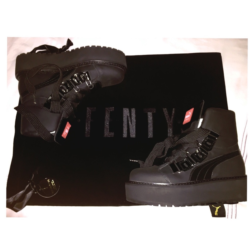PUMA x FENTY by Rihanna Sneaker Boot in black