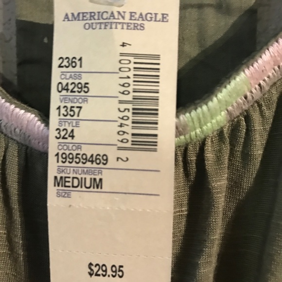 Size M Army Green American Eagle Ladies Tank NWT - Picture 3 of 5