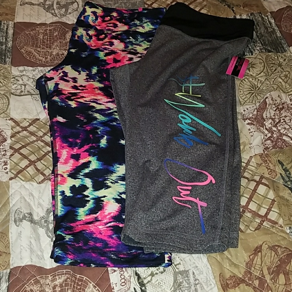 Capri workout pants