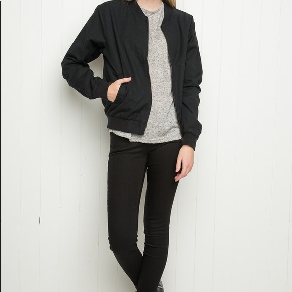 Brandy Melville Black Kasey Bomber Jacket - Picture 3 of 5
