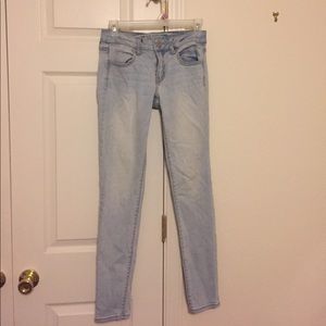 Light wash jeans