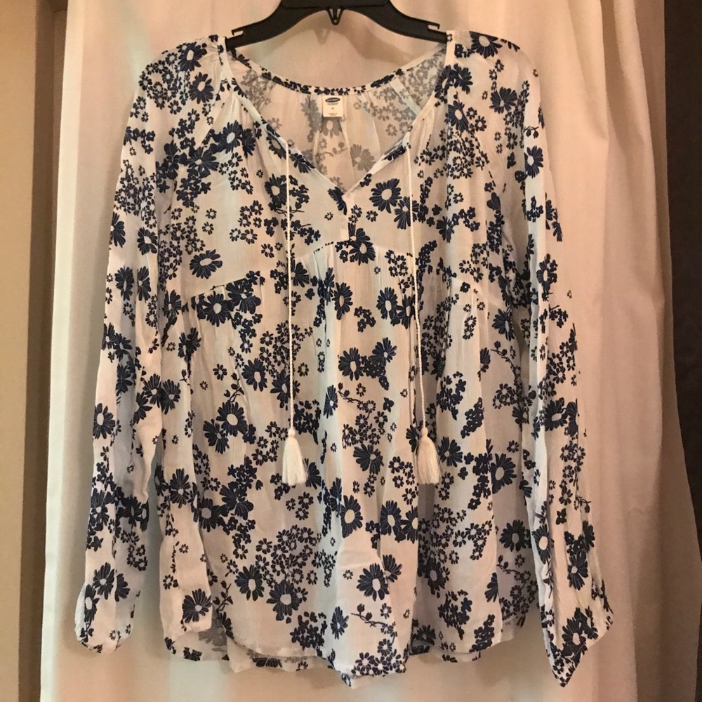 Floral long sleeve top
