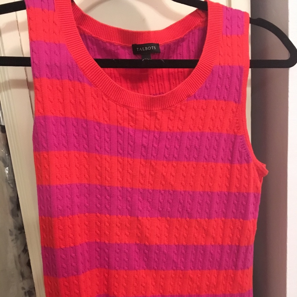Pink and orange/red knit shell