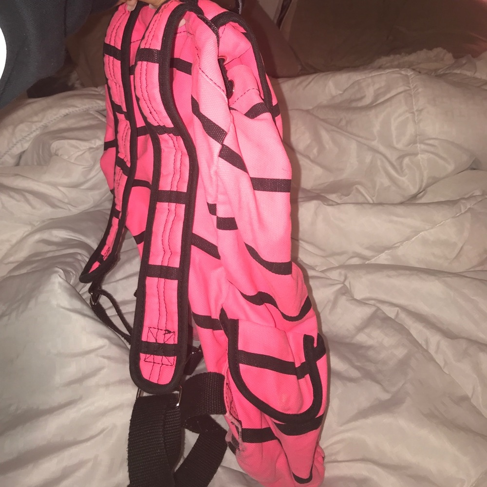 PINK backpack!!💕 - Picture 3 of 5