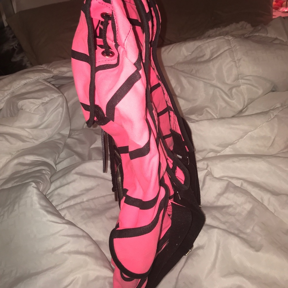 PINK backpack!!💕 - Picture 4 of 5