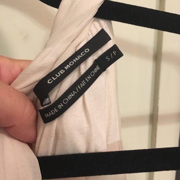 Club Monaco flow-y halter with tie - Picture 3 of 4