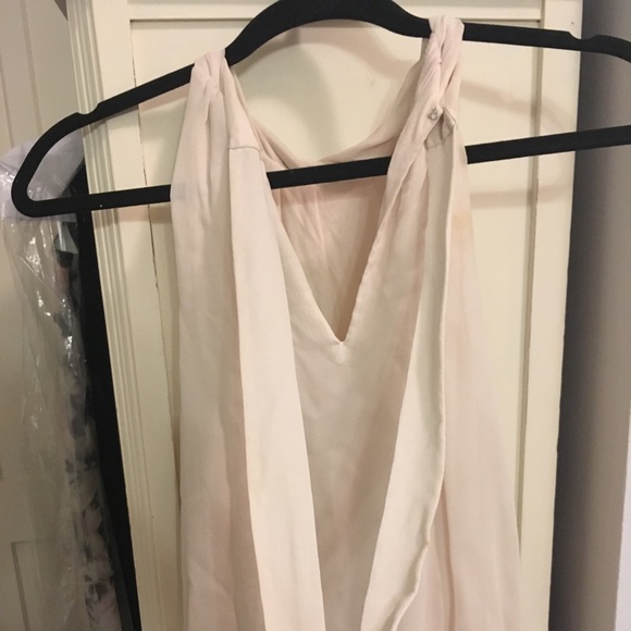 Club Monaco flow-y halter with tie - Picture 4 of 4