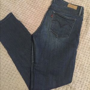 Levi jeans