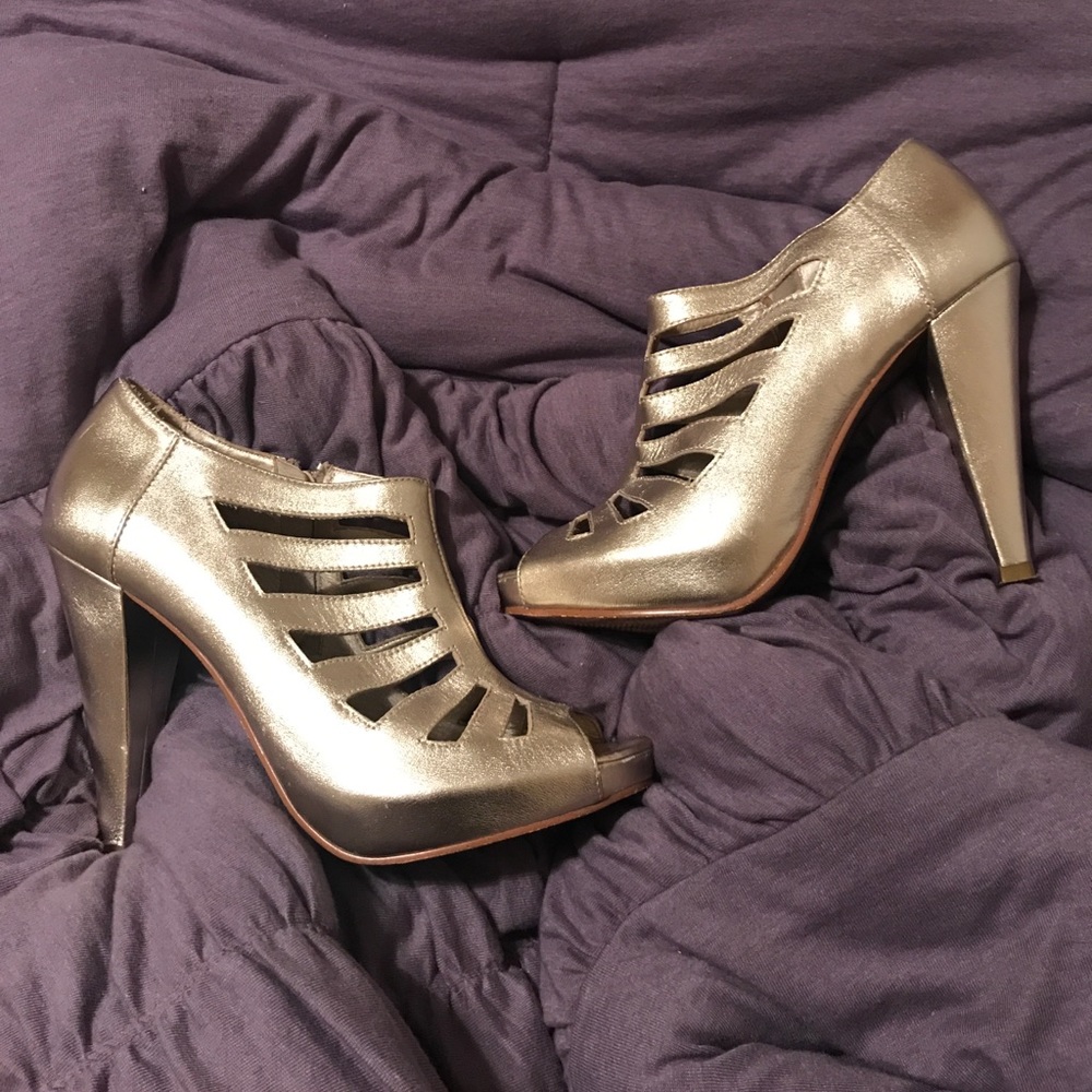 Gold Steve Madden Merriee Heels