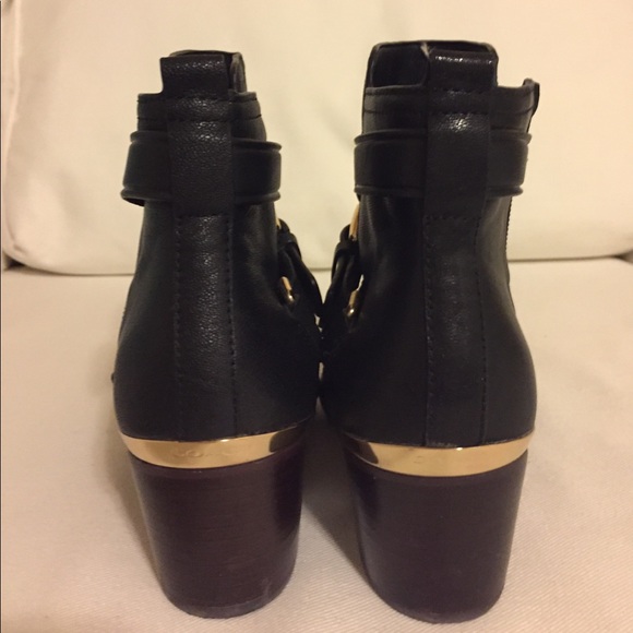 SOLD locally. Nearly New COACH Pauline Black Boot - Picture 2 of 7
